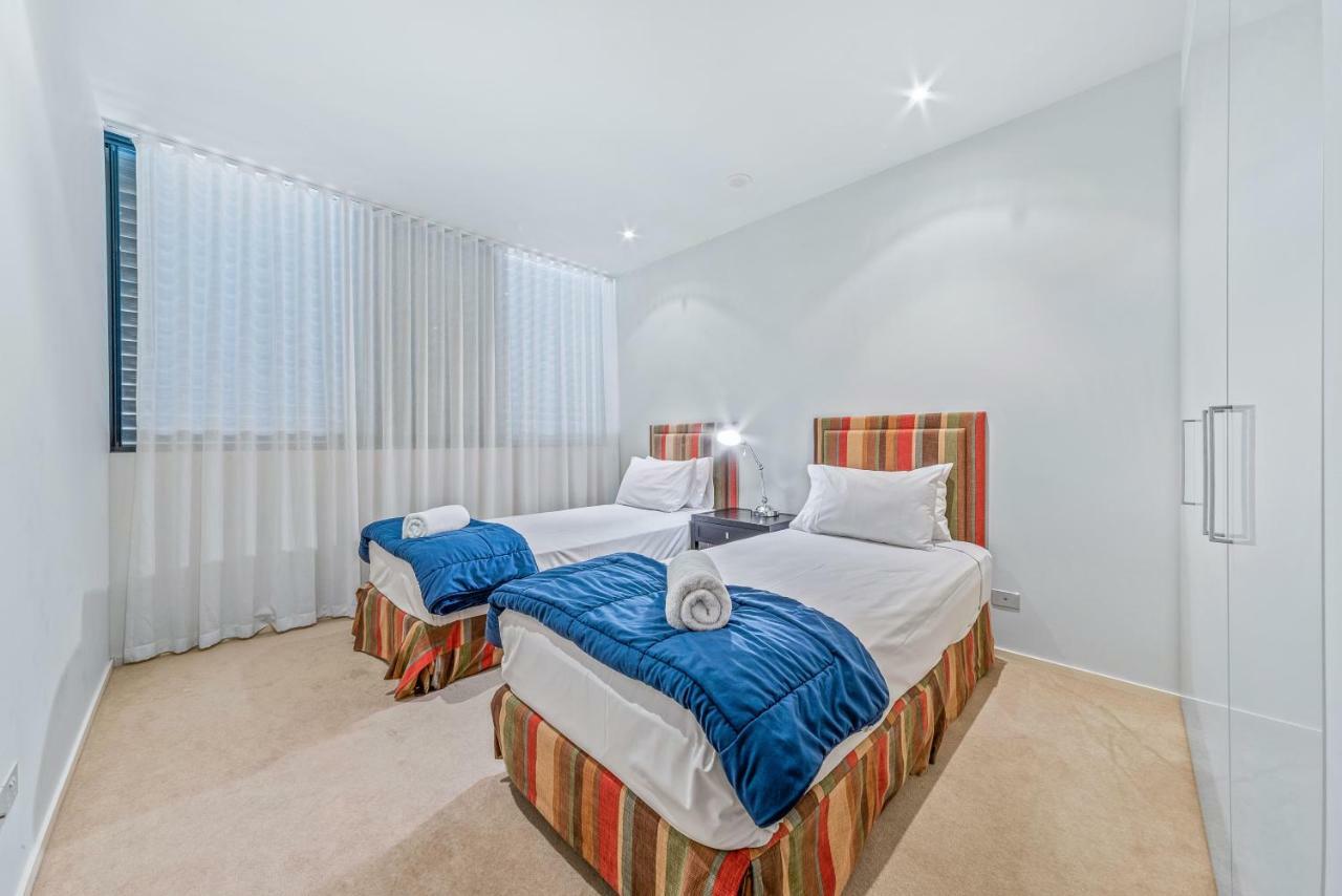 Executive On Whisper Bay - Cannonvale Airlie Beach Exterior foto